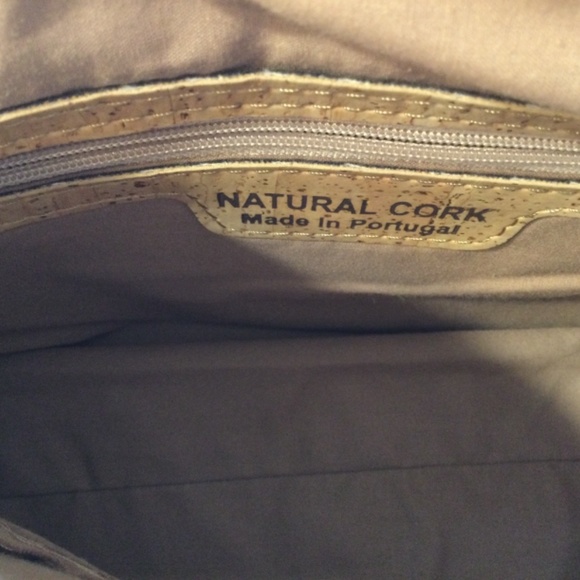 NATURAL CORK Crossbody Woman’s Adjustable Strap Blue Accents Used Purse - Picture 6 of 7